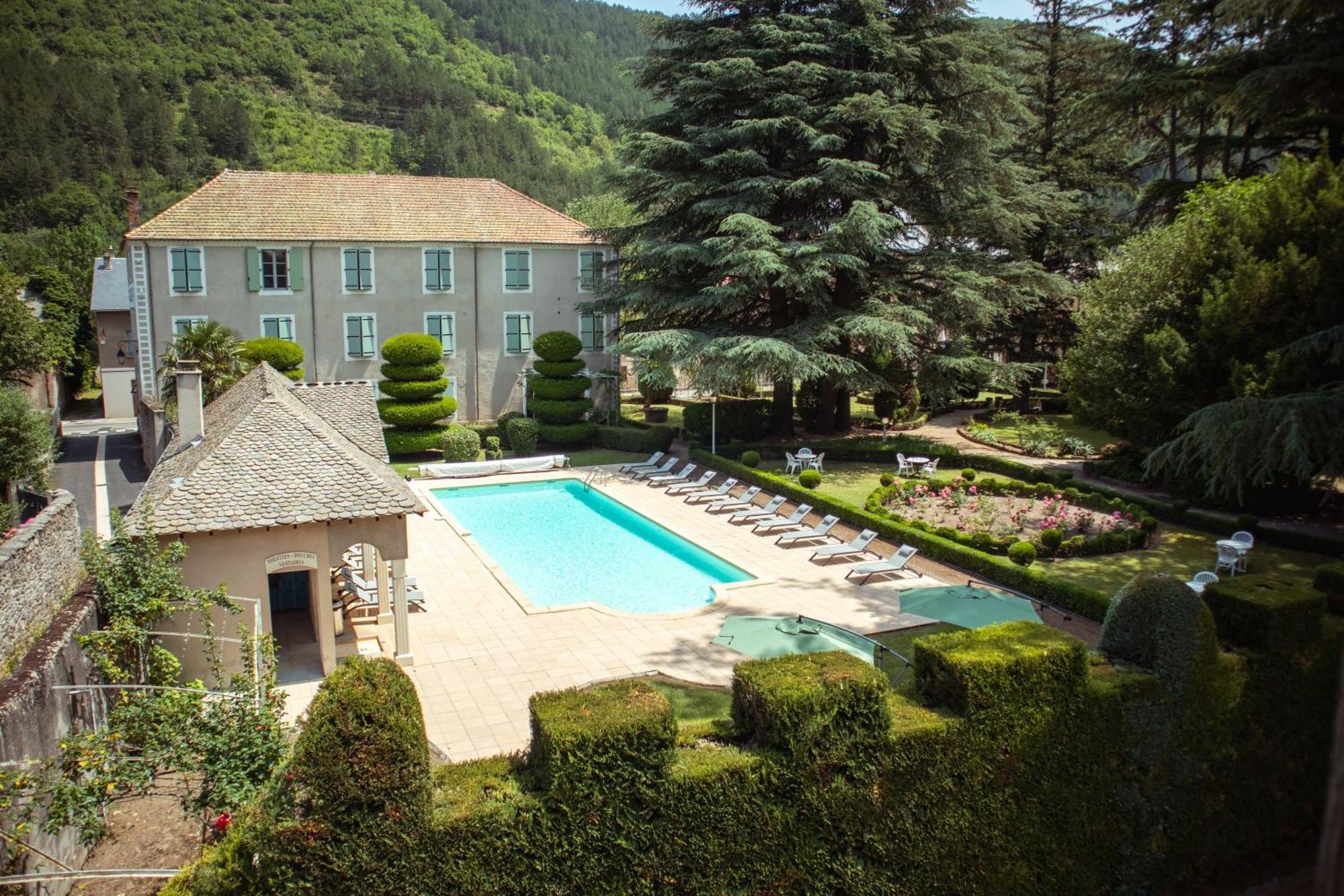 Grand Hôtel Du Parc Florac Buitenkant foto