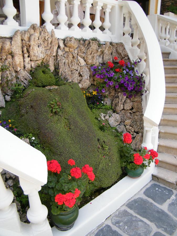 Grand Hôtel Du Parc Florac Buitenkant foto